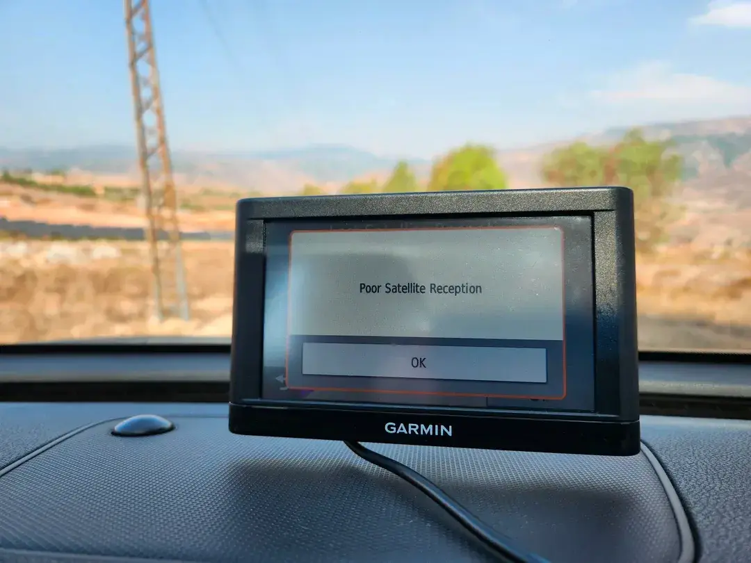 Usuario de Reddit reportando problemas con su GPS Garmin en Israel