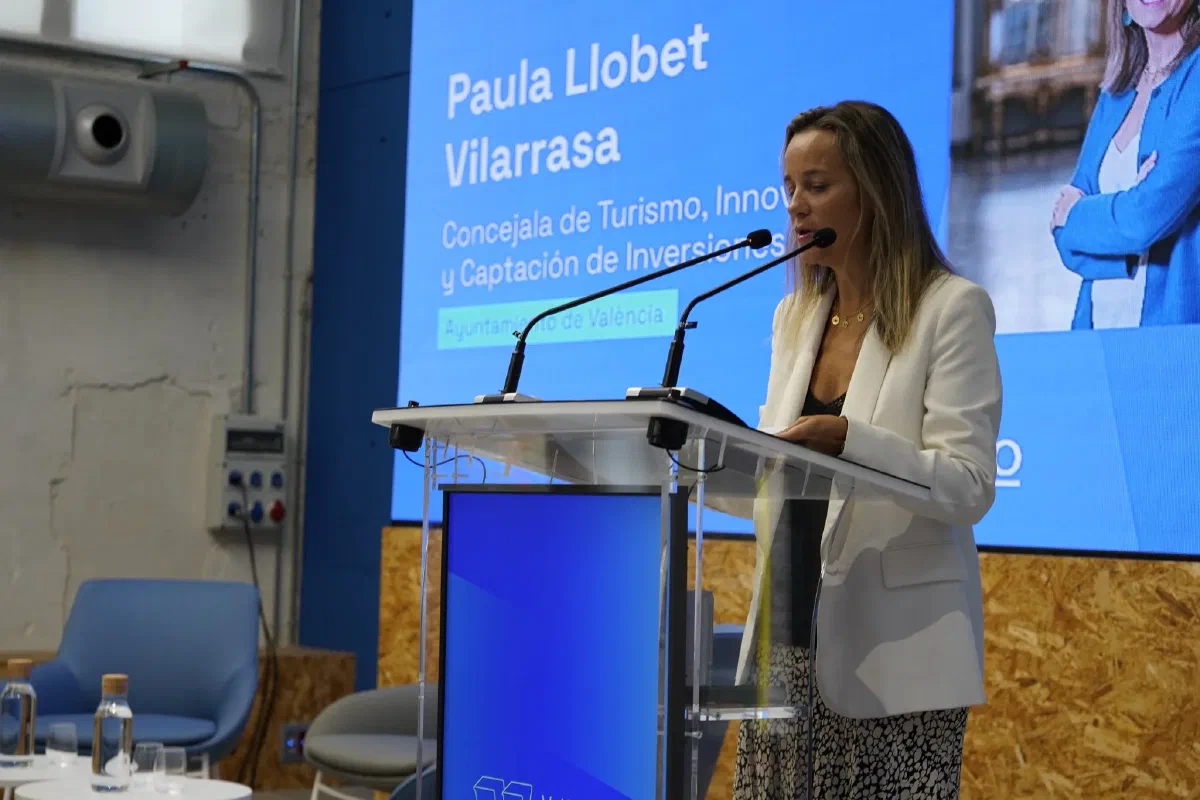 Paula Llobet, concejala de Turismo, Innovación y Captación de Inversiones, durante la apertura